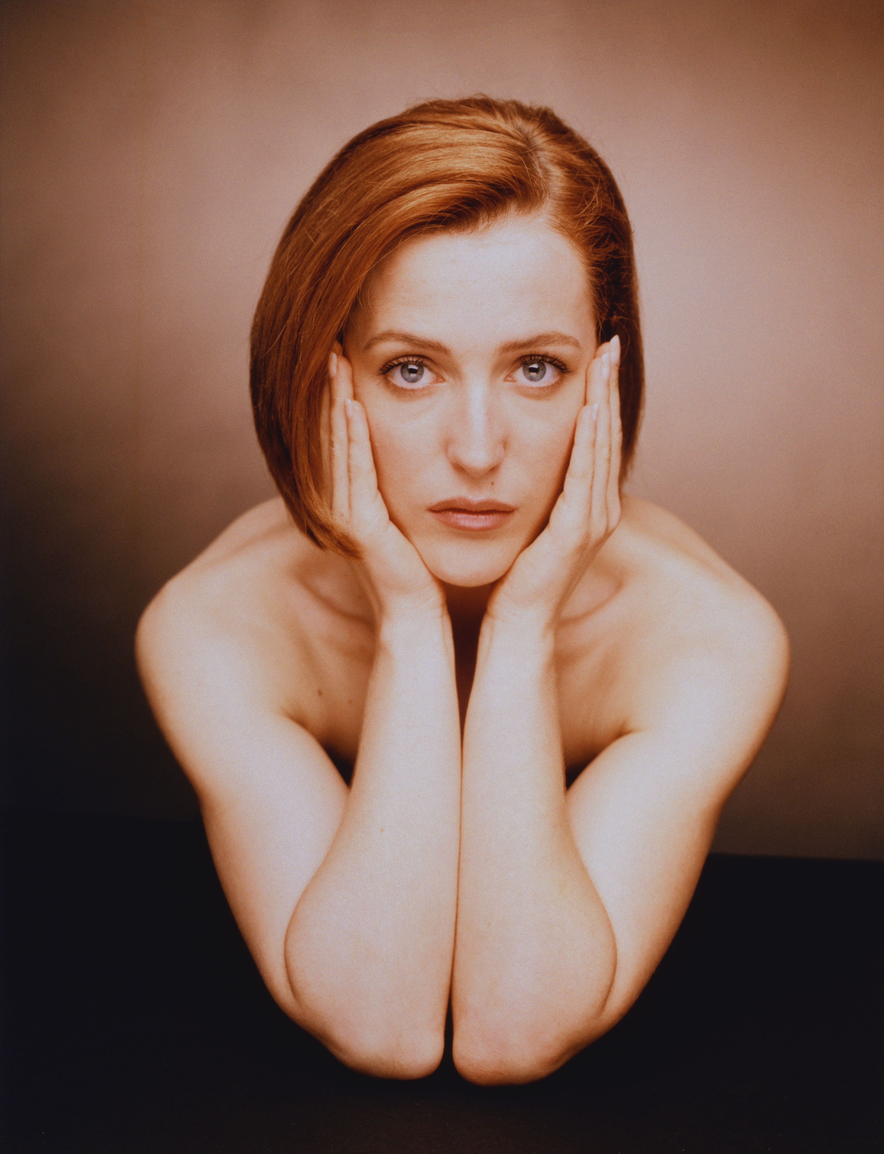 Gillian Anderson 550